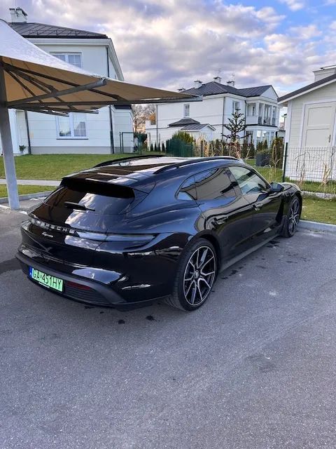 Porsche Taycan Standard 2023