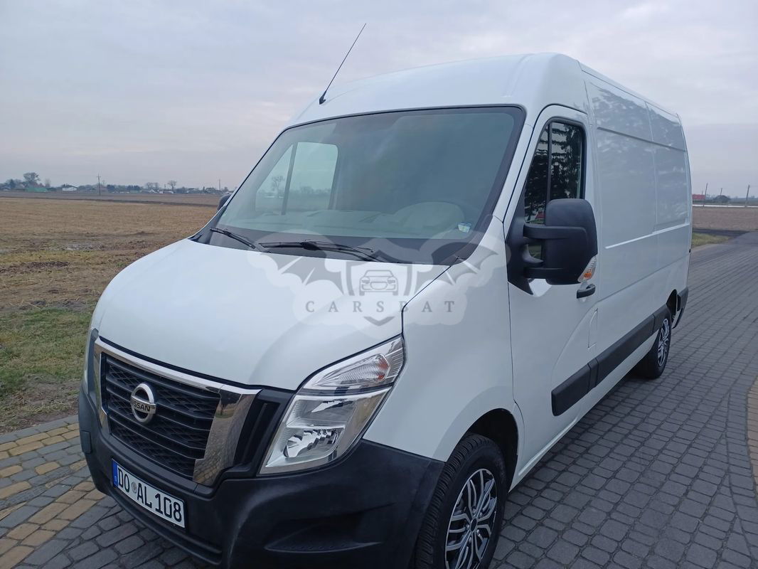Nissan NV400 2017