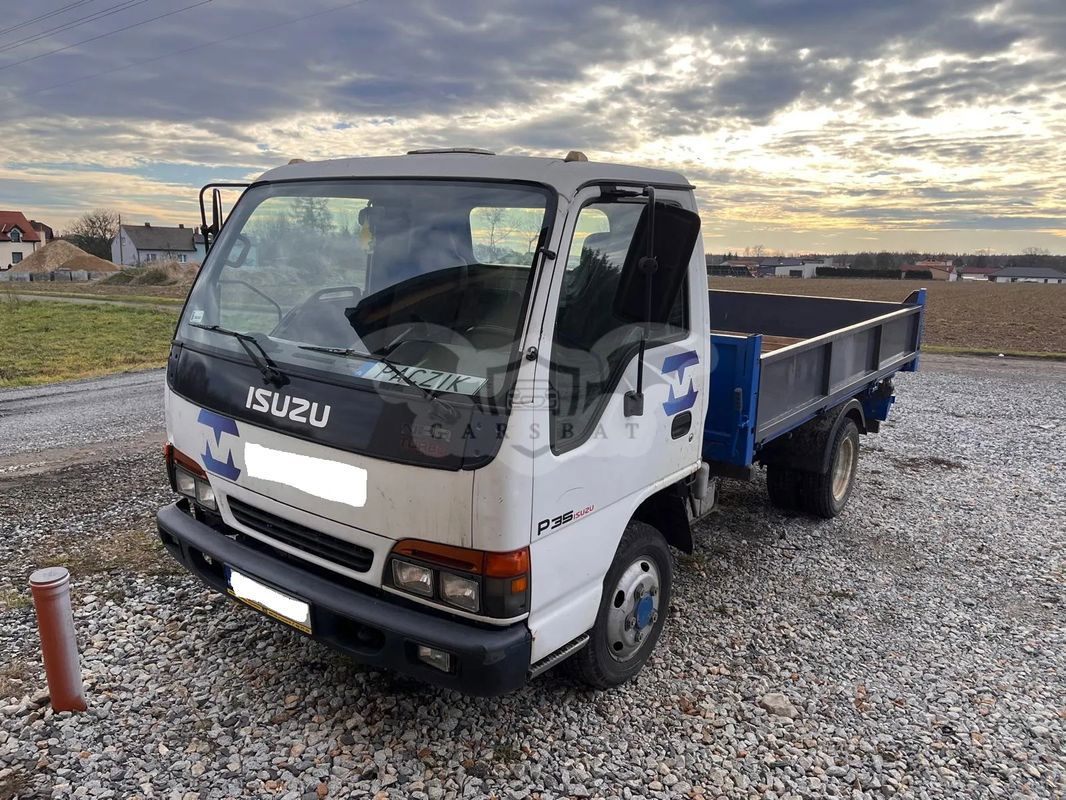 Isuzu NPR 2000