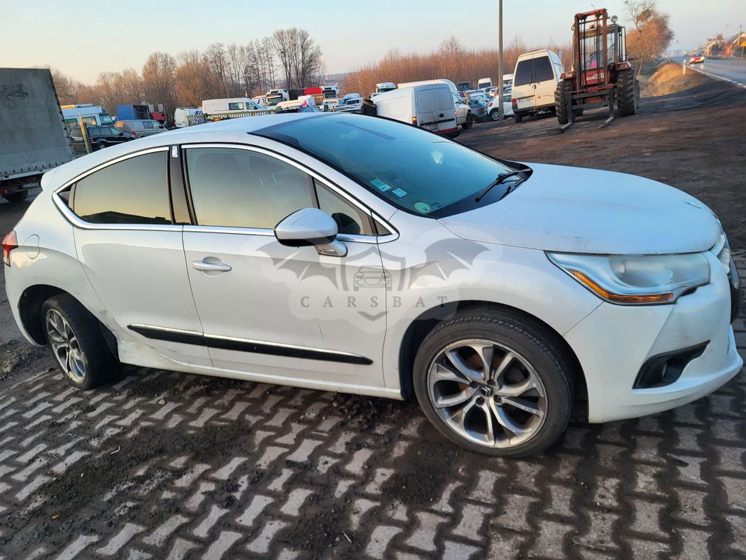 DS DS4 I 2011