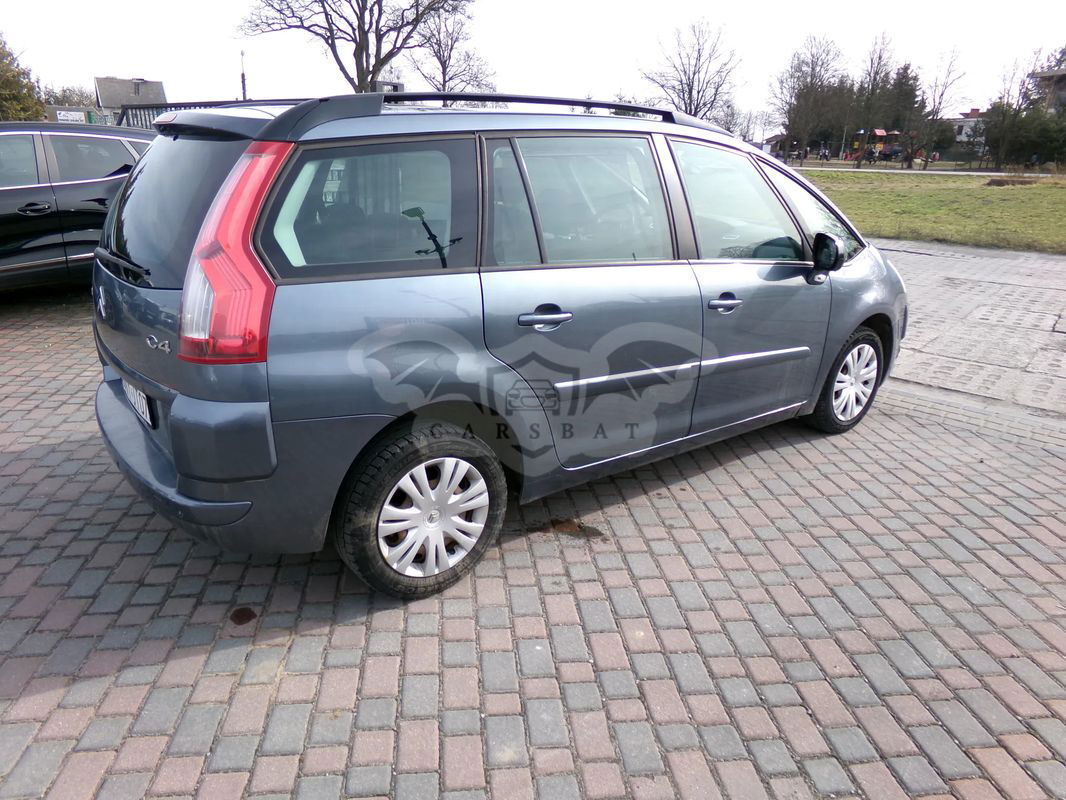 Citroën C4 Picasso I 1.8 16V Style 2010