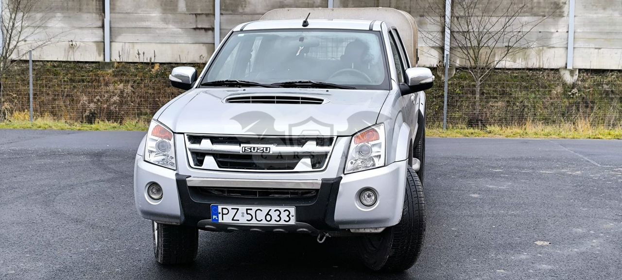 Isuzu D-Max 2.5d DC LS 2011