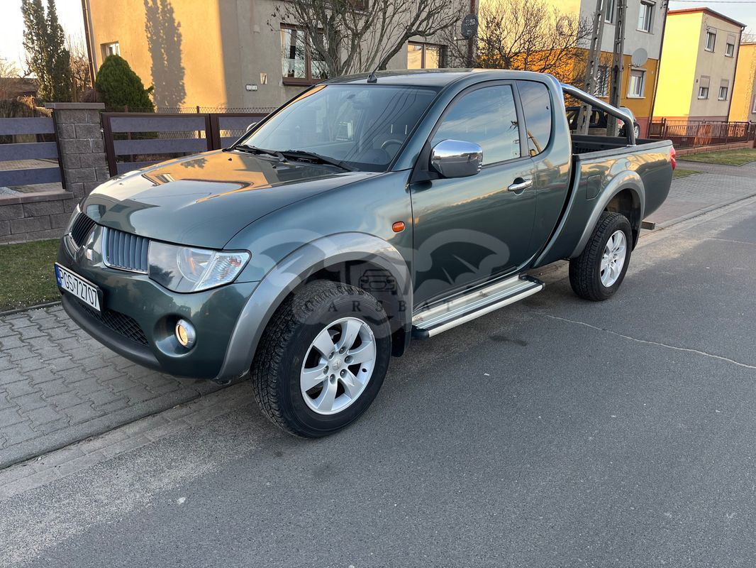 Mitsubishi L200 Pick Up 4x4 Intense Club Cab 2009