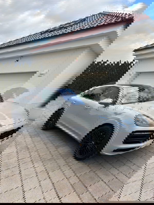 Porsche Cayenne III 2022