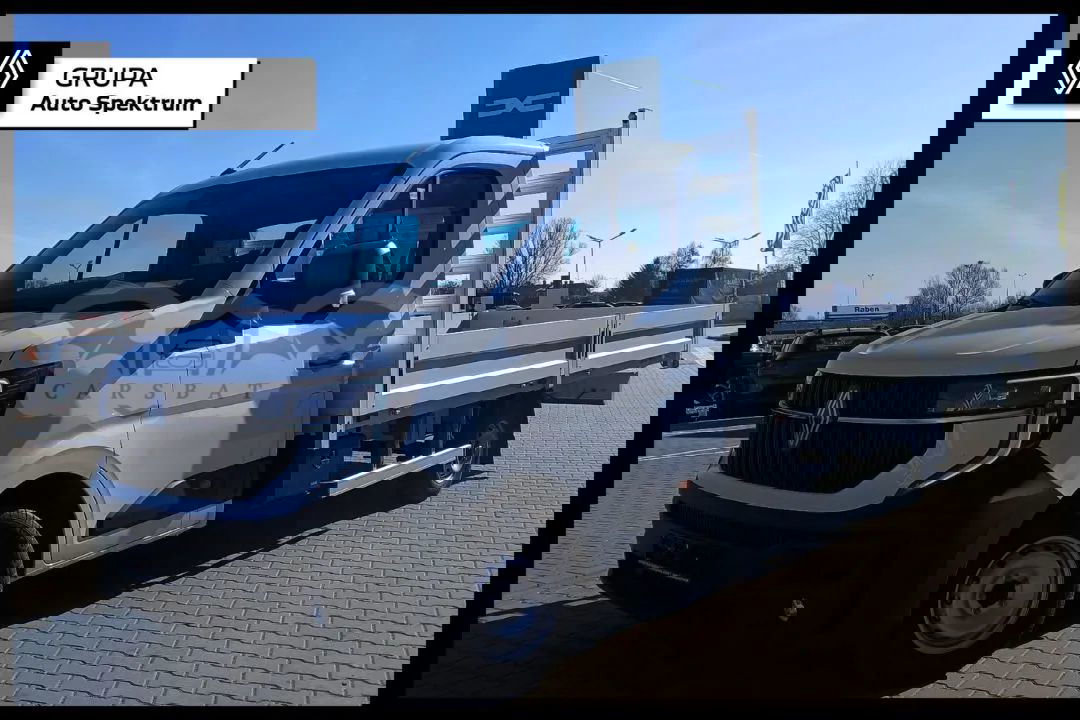 Renault Master 2025
