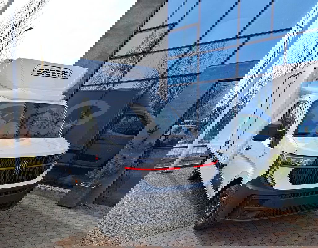 Renault Master 2025