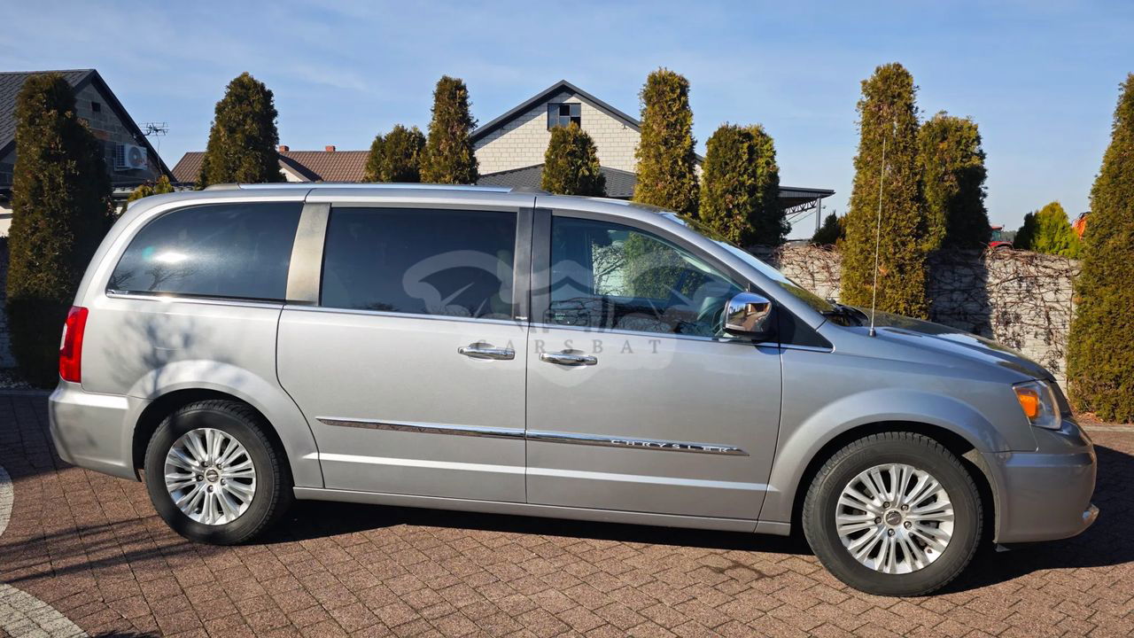 Chrysler Town & Country V 3.6 Limited 2013