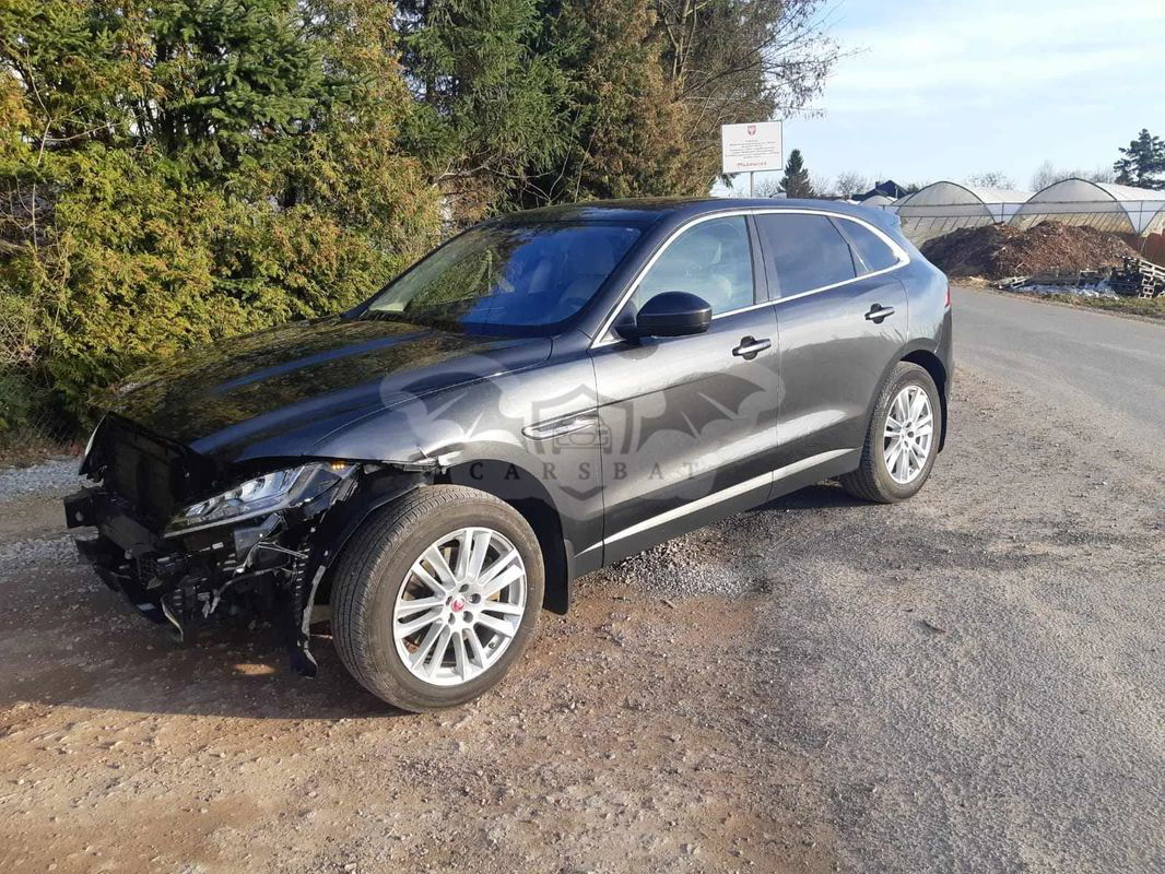 Jaguar F-Pace 2016