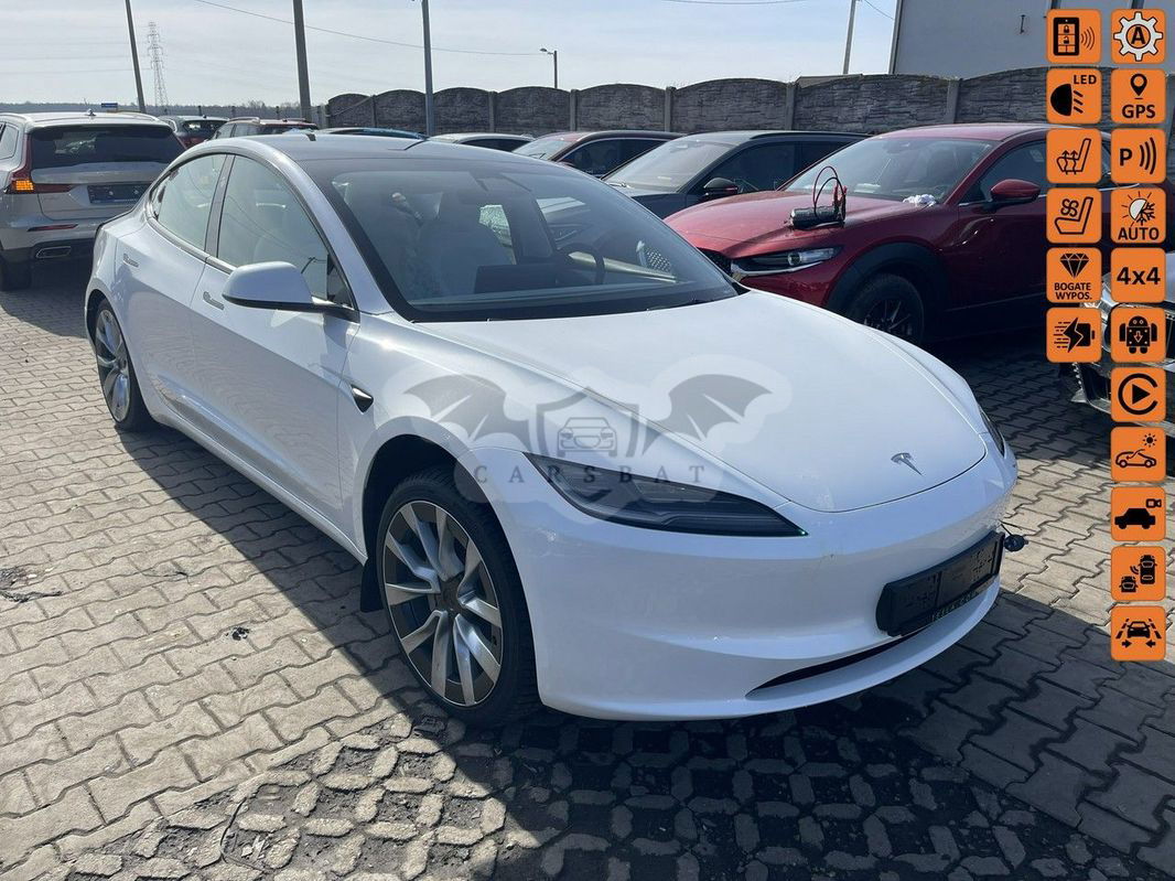 Tesla Model 3 2024
