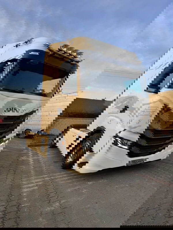Iveco S-Way 2022