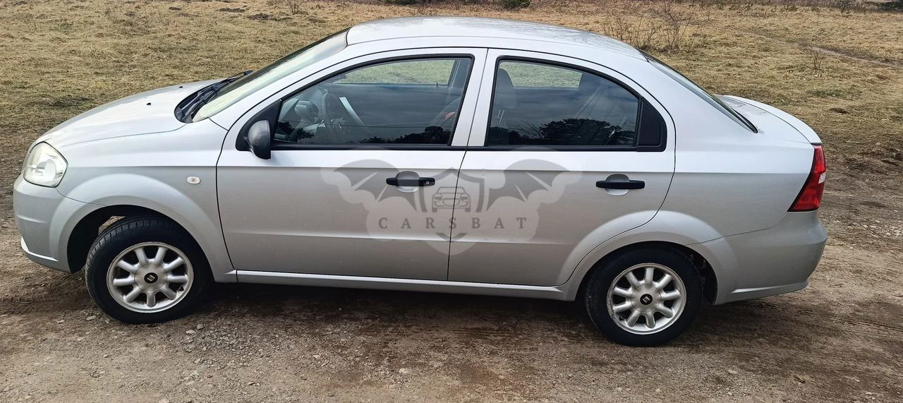 Chevrolet Aveo (Sonic) 1.2 16V Base 2010