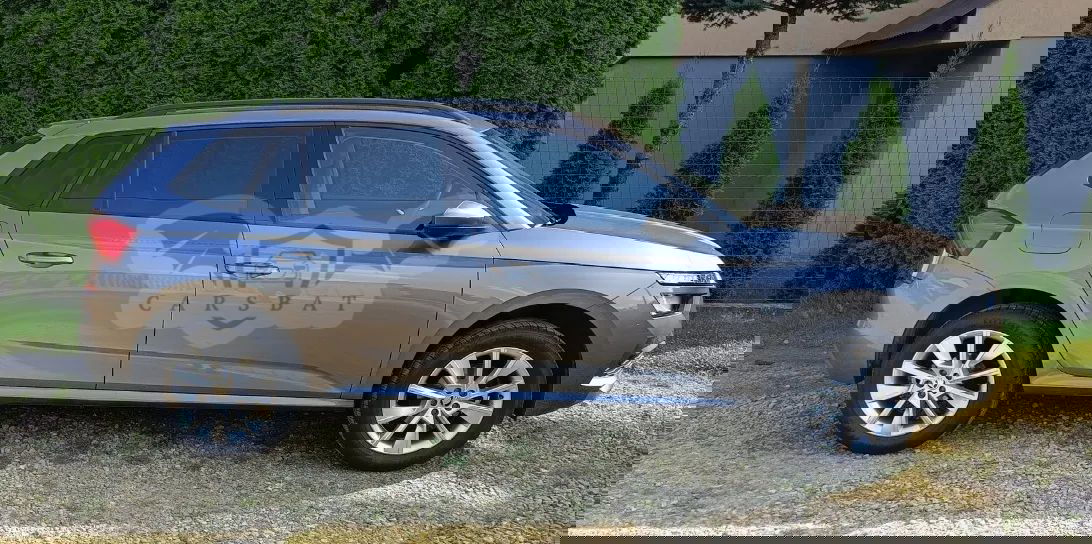 Skoda Kamiq 1.0 TSI Ambition DSG 2023