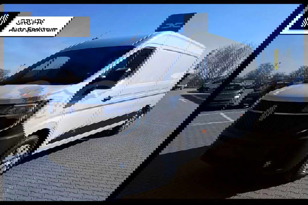 Renault Master 2025