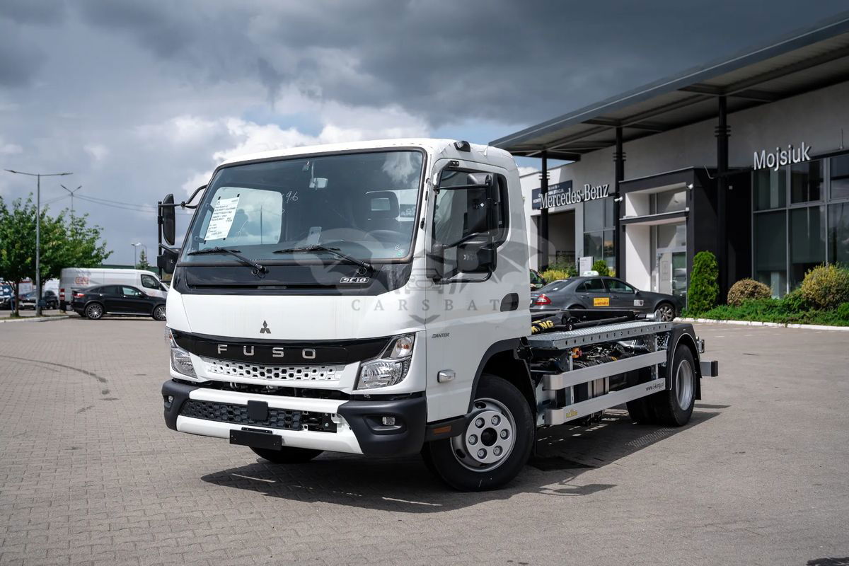 Mitsubishi Fuso Canter 2025