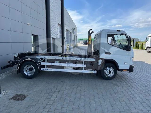 Mitsubishi Fuso Canter 2025