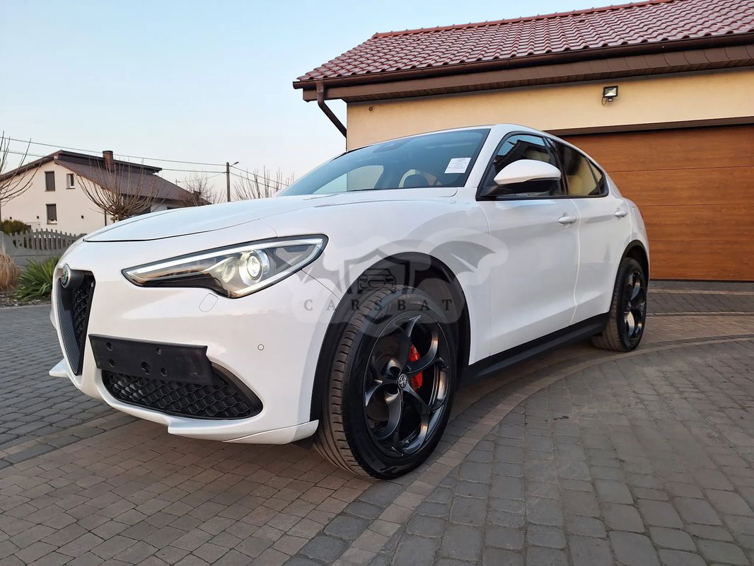 Alfa Romeo Stelvio 2.0 Turbo 16V AT8-Q4 Sprint 2019