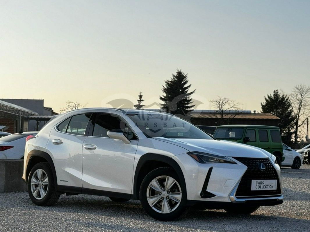 Lexus UX 2020