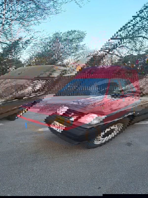 Polonez  cargo/złombol/duże combi/a na drodze świetnie trąbi. 1997