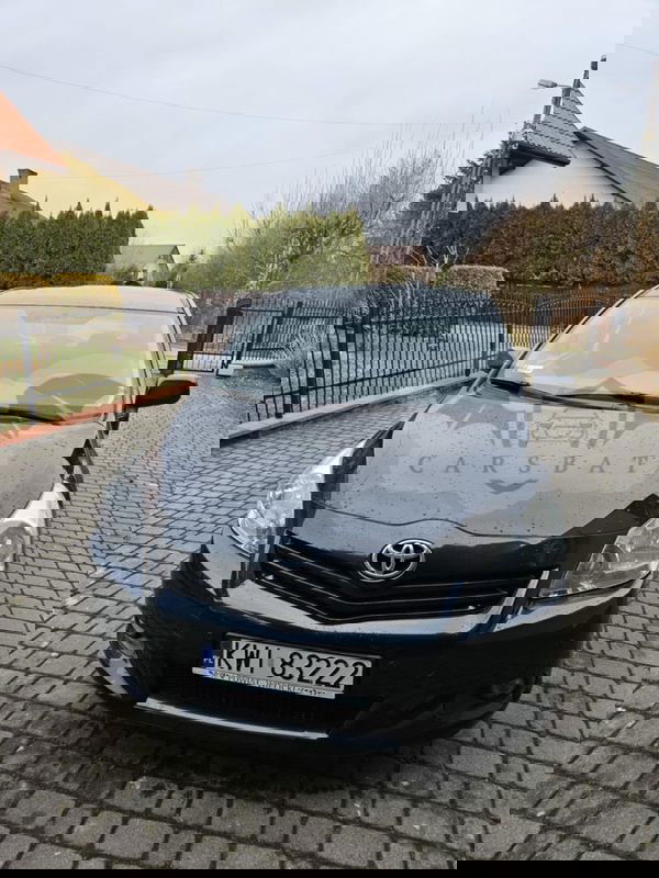 Toyota Verso 2.0 D-4D Premium 2011