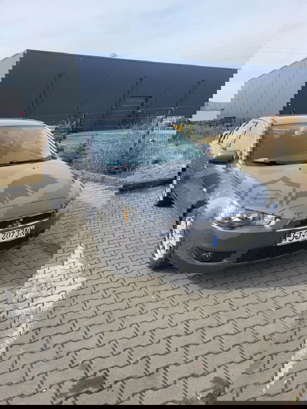 Mitsubishi Lancer IX 1.8 Instyle NAVI 2010