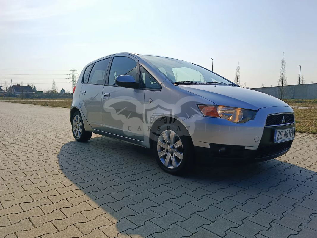 Mitsubishi Colt Z30 1.3 Intense 2011