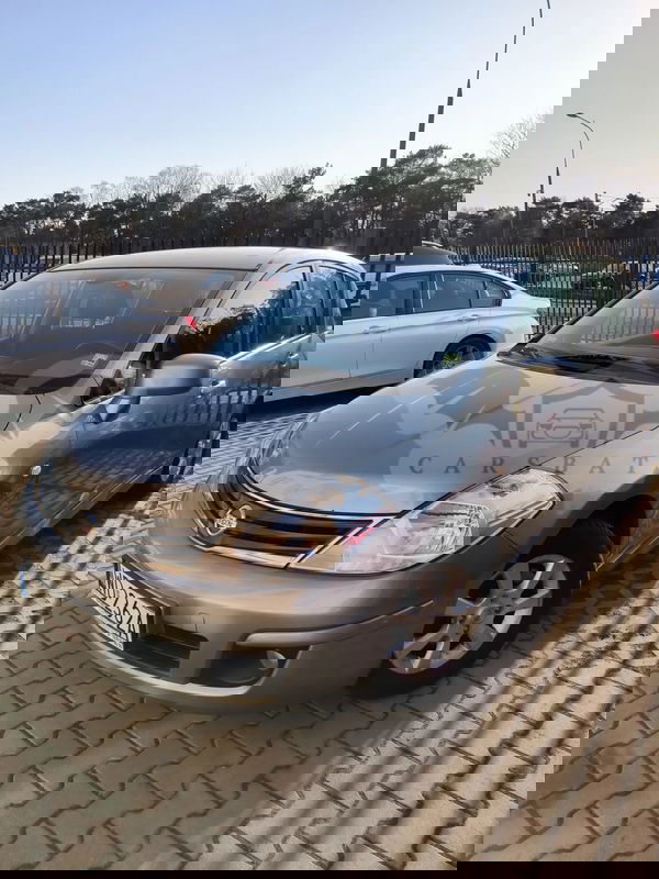 Nissan Tiida 1.6 Tekna 2010