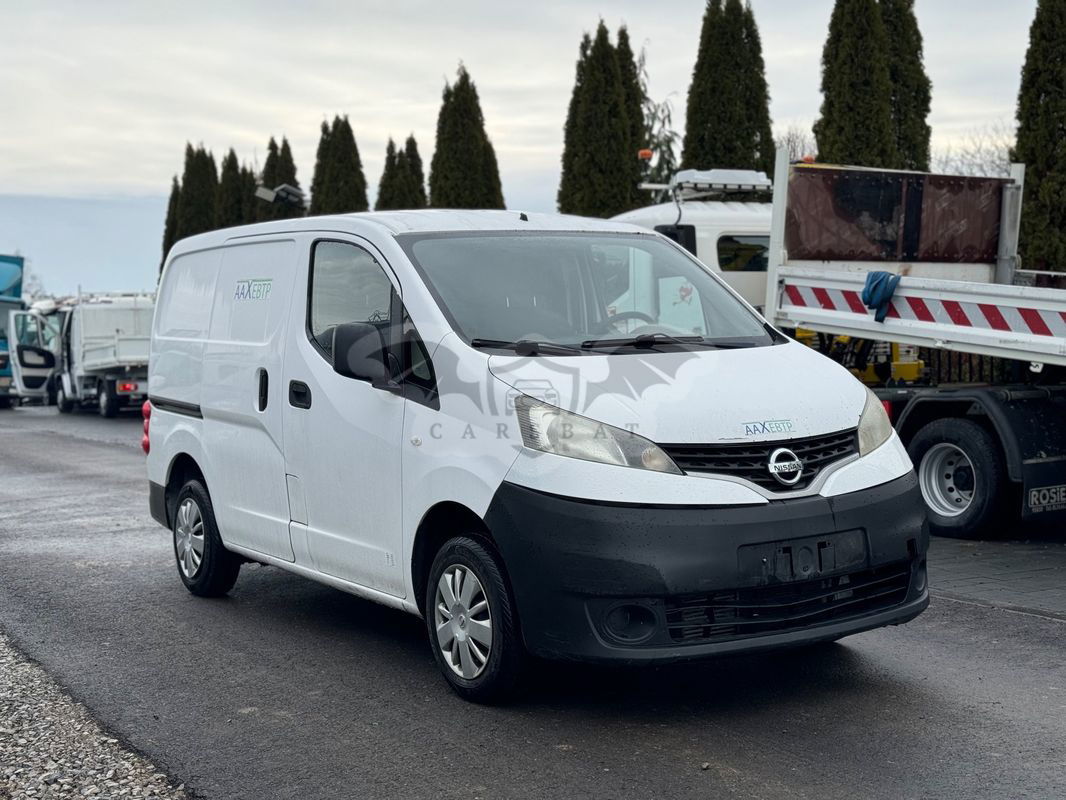 Nissan NV200 2012