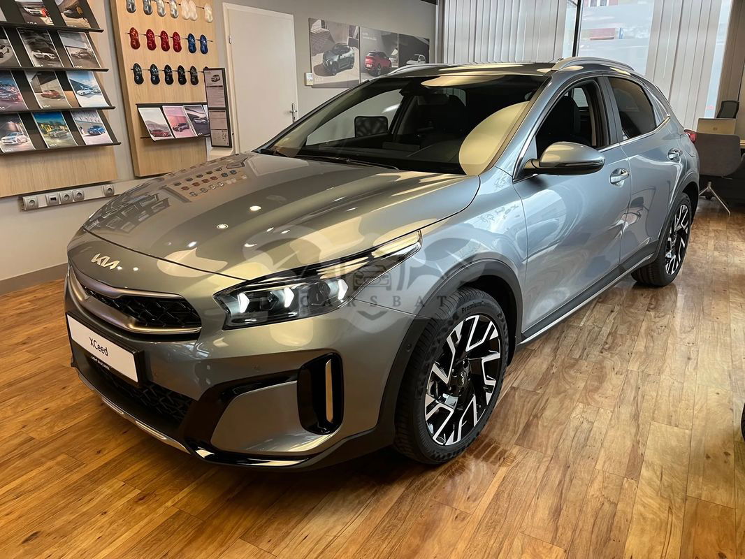 Kia XCeed 1.5 T-GDI Business Line DCT 2025