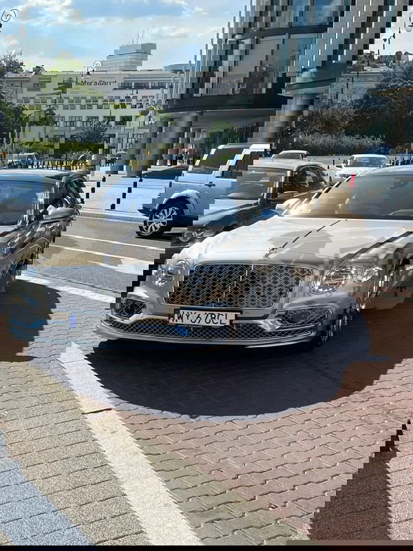 Bentley Flying Spur V8 S 2022