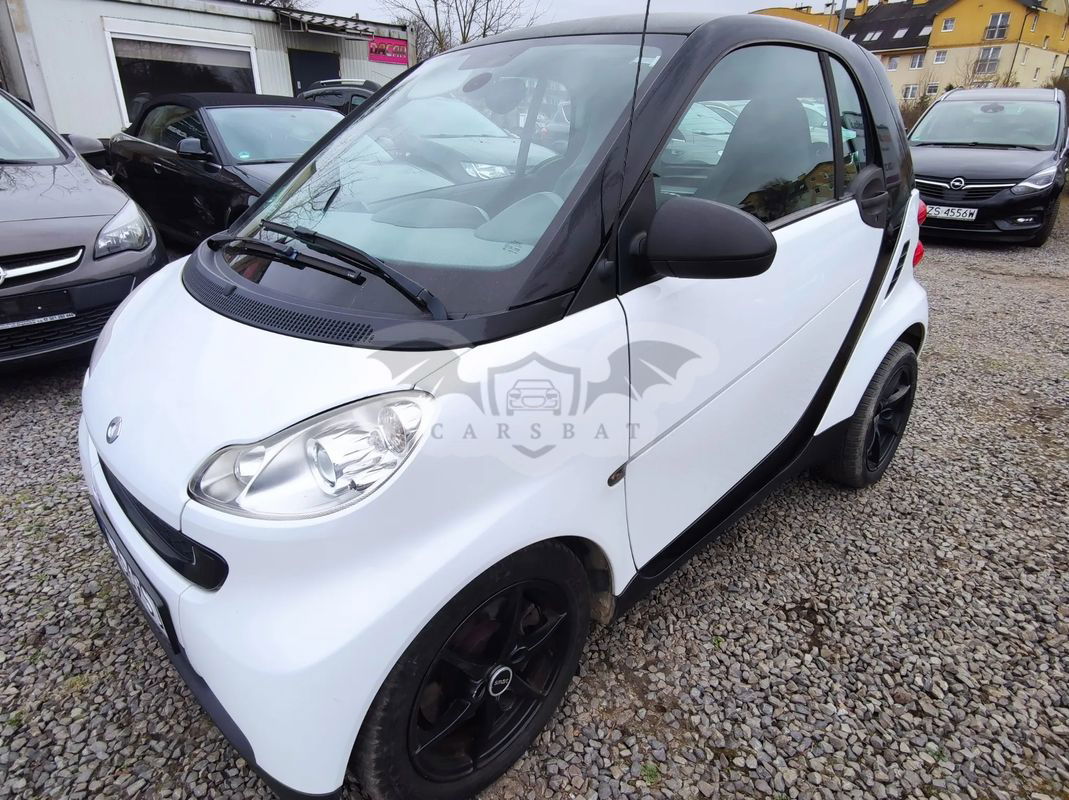 Smart Fortwo II coupe softouch black&white limited micro hybrid drive 2009