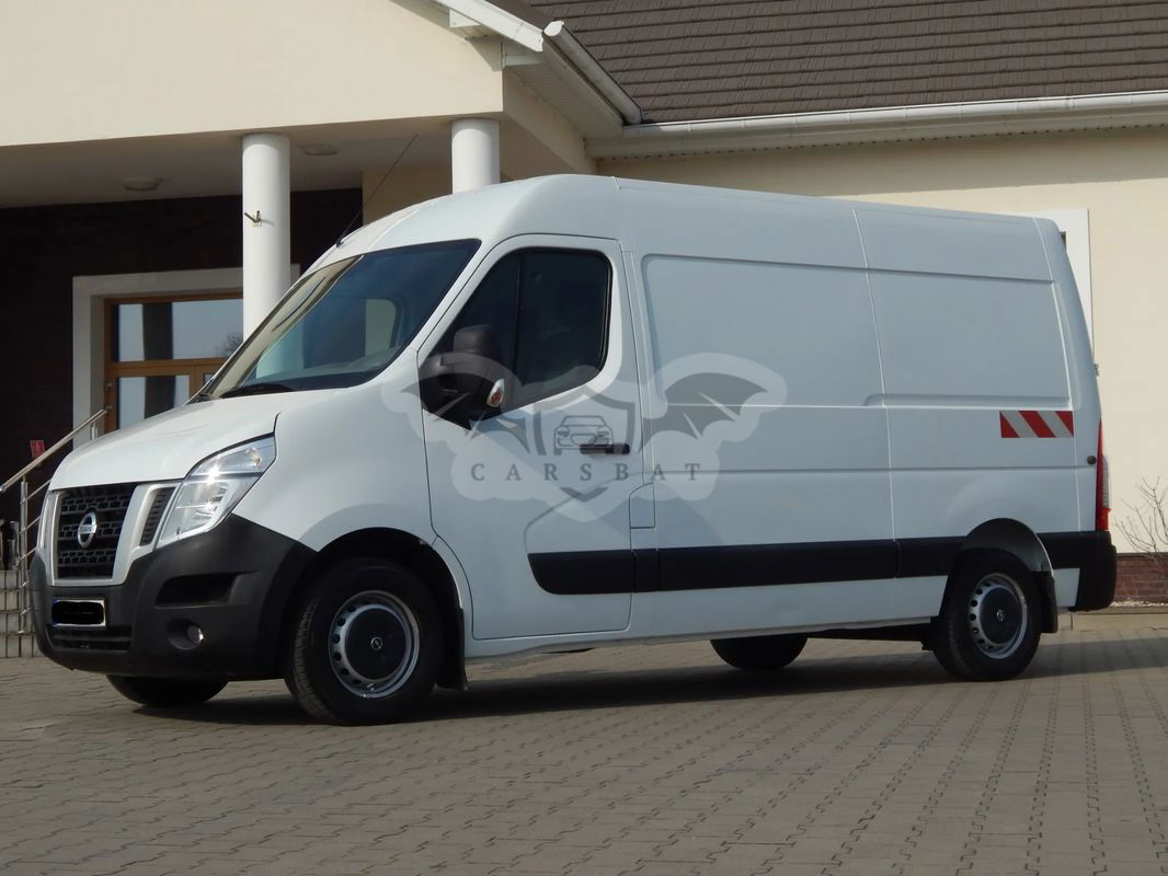 Nissan NV400 2016