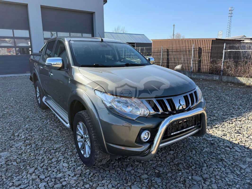 Mitsubishi L200 2.4 d CC Invite EU6 2017