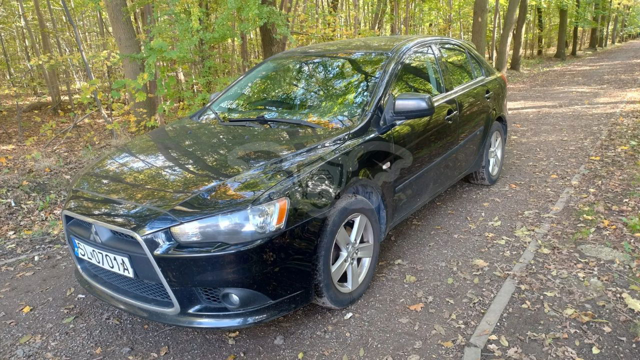 Mitsubishi Lancer VIII 1.8 Invite 2010