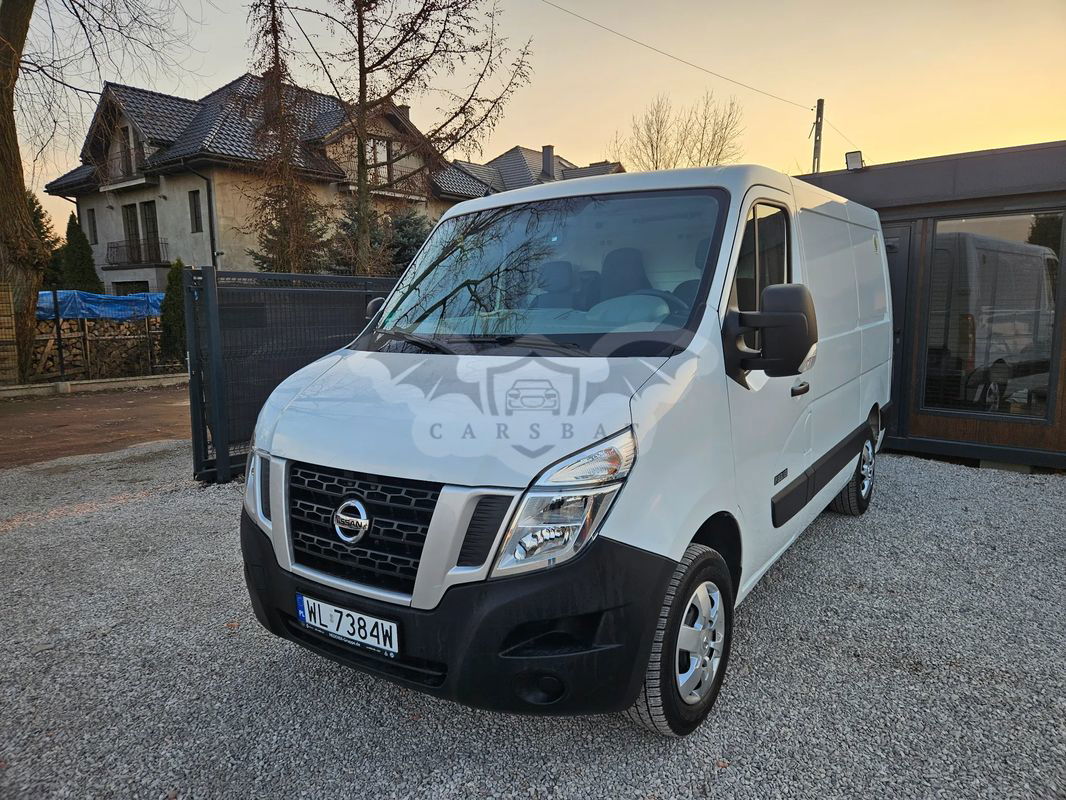 Nissan NV400 2013