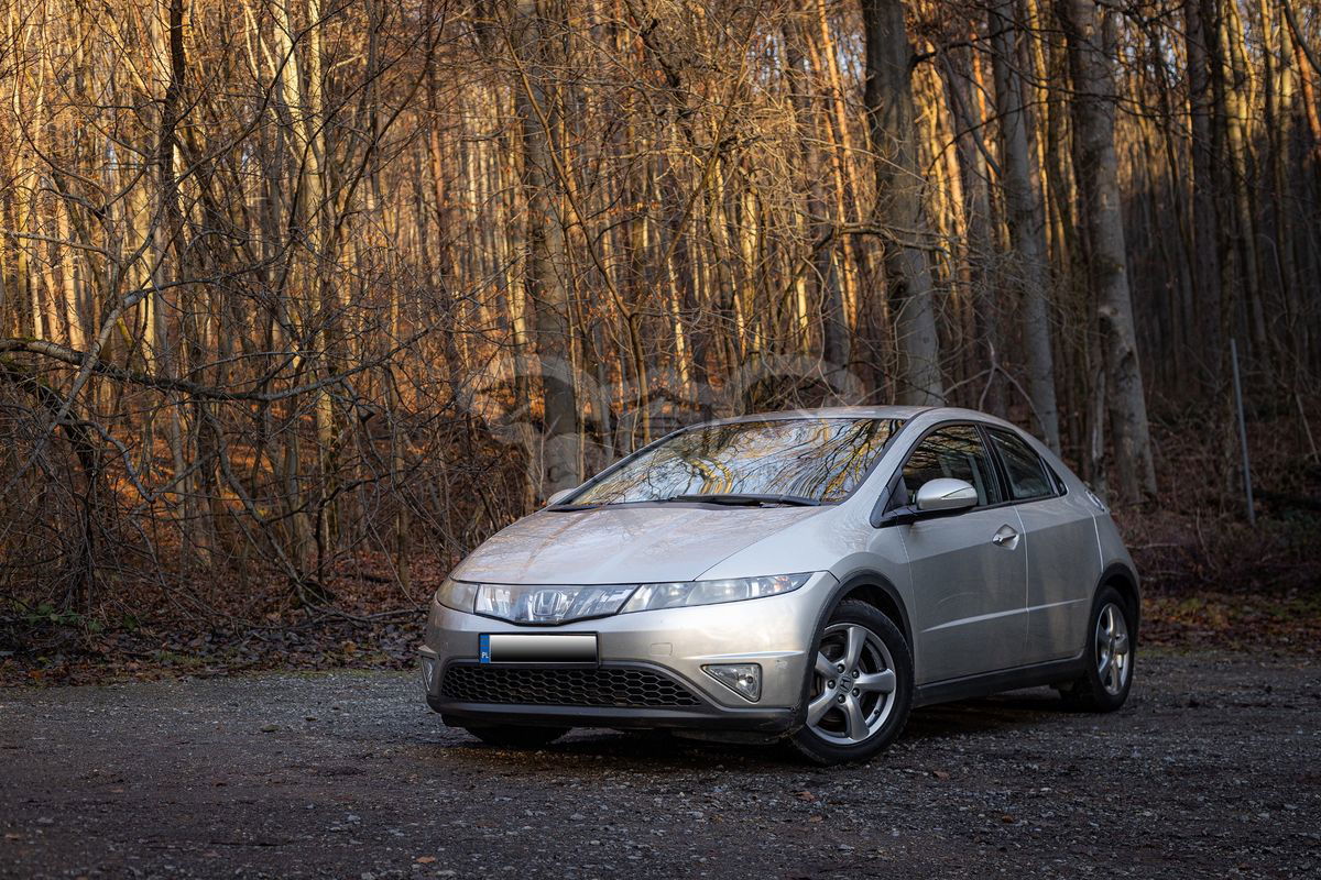 Honda Civic VIII 1.4i-DSi i-SHIFT Comfort 2006