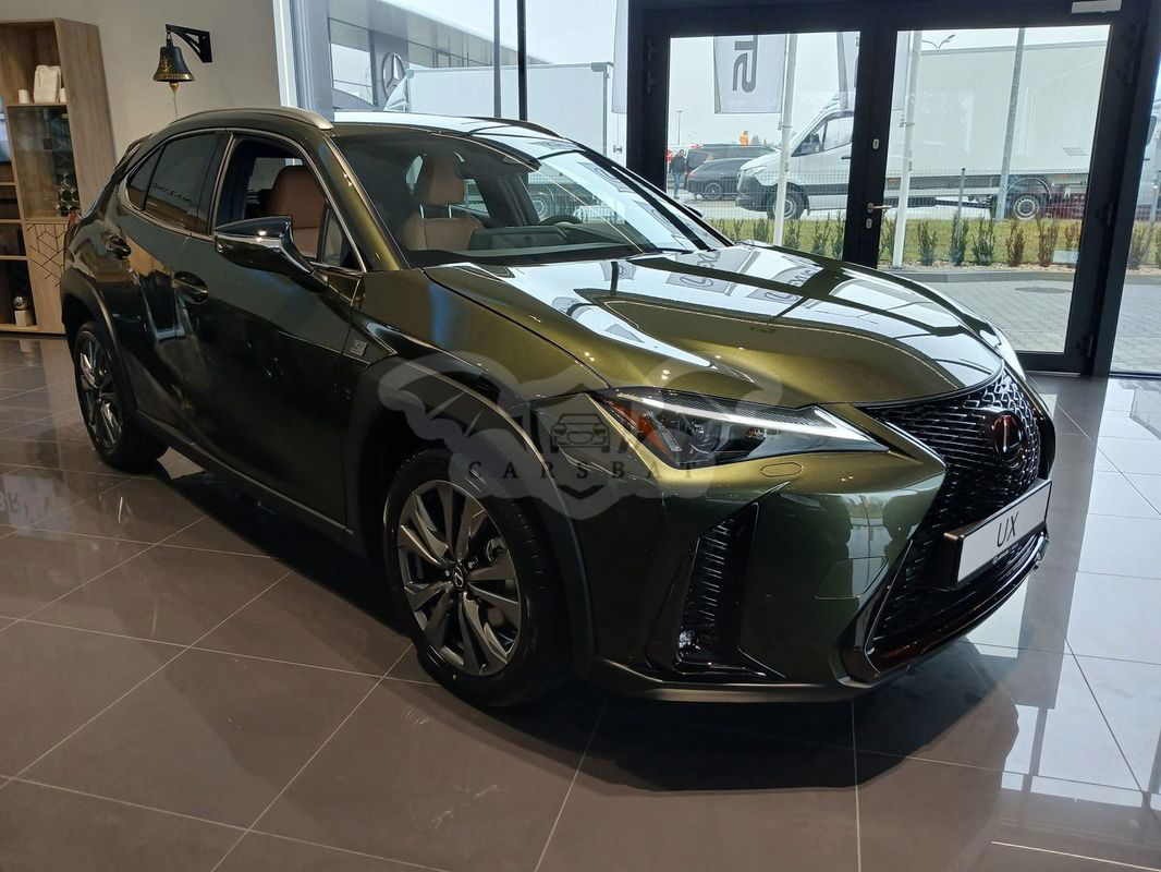 Lexus UX 2024