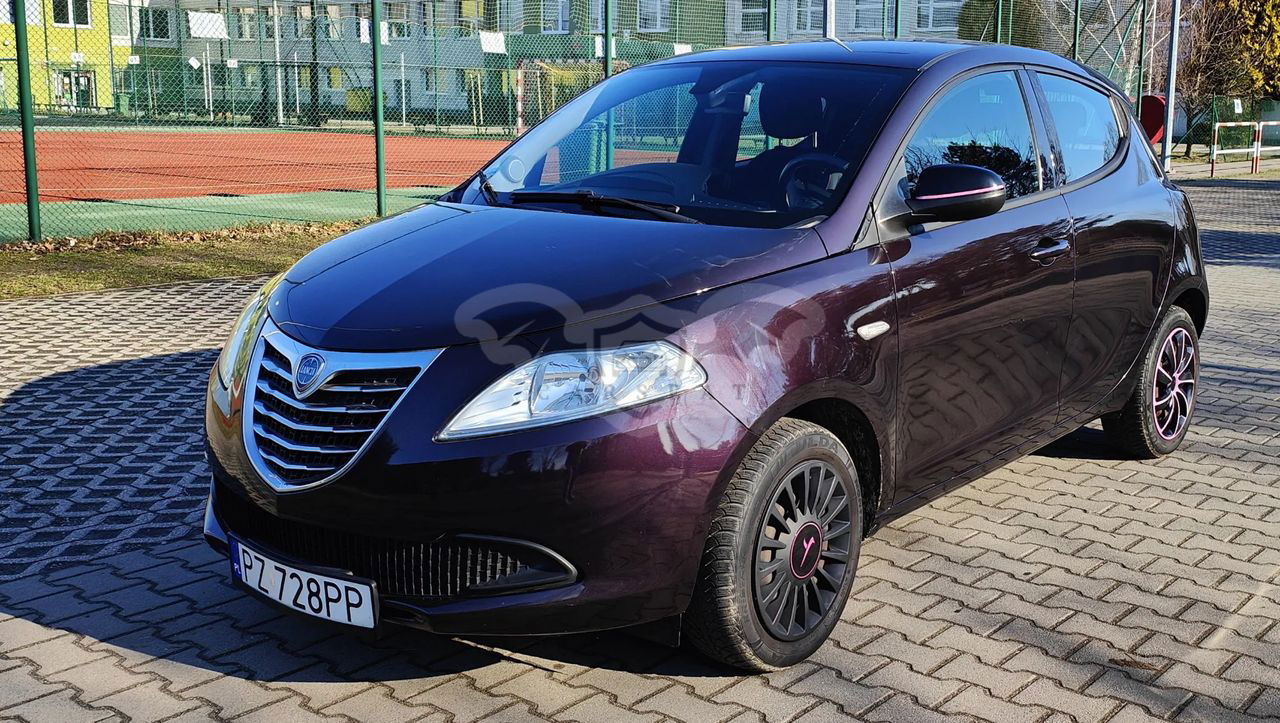 Lancia Ypsilon 1.2 8V Elefantino S&S 2014