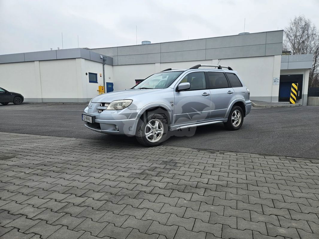 Mitsubishi Outlander I 2.4 Dakar 2006