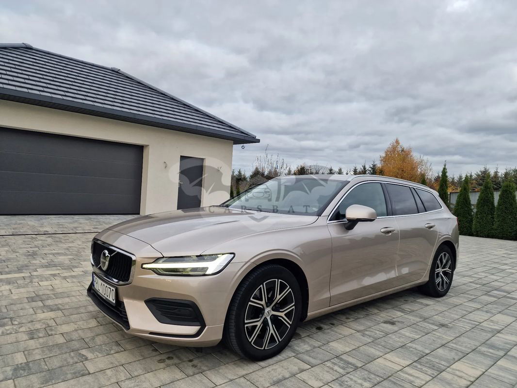 Volvo V60 II B4 D Core 2023