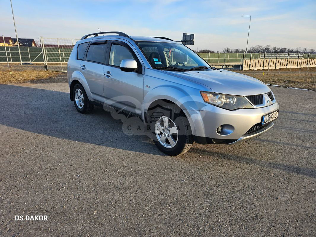 Mitsubishi Outlander II 3.0 V6 XLS 2007