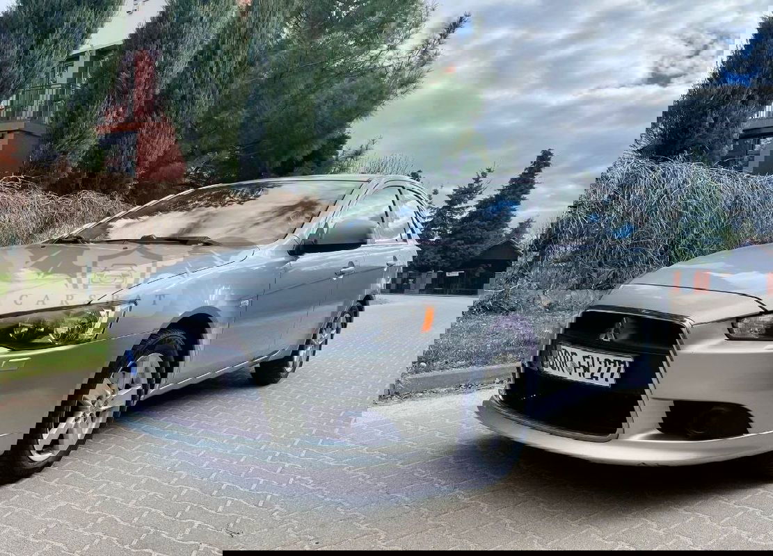 Mitsubishi Lancer IX 1.8 Inform 2010