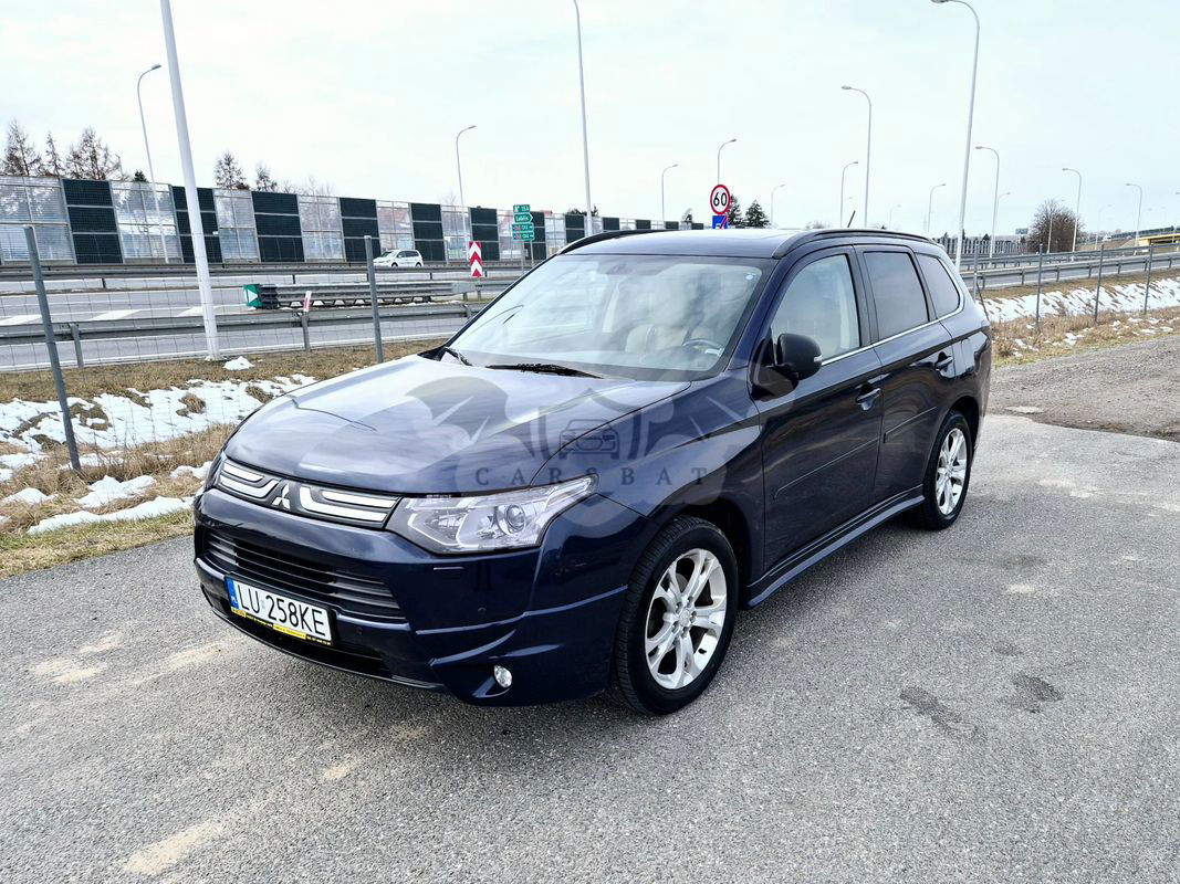 Mitsubishi Outlander III 2.0 Intense + 2013