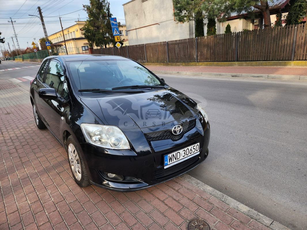 Toyota Auris I 1.4 VVT-i Luna 2007