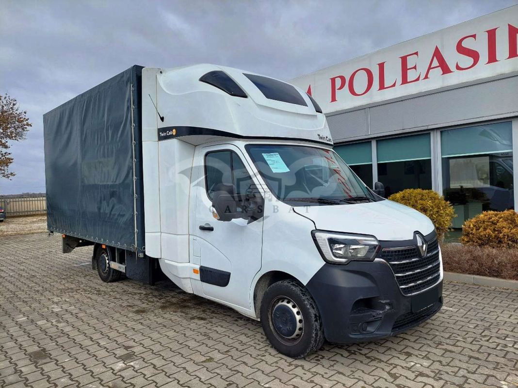 Renault Master 2023