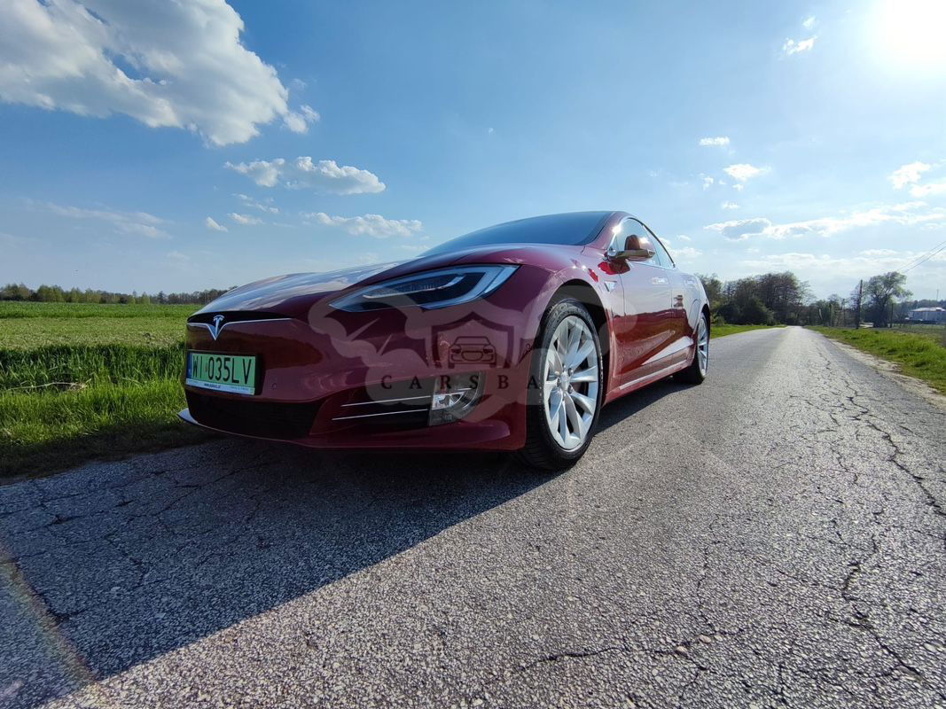 Tesla Model S Performance 2016
