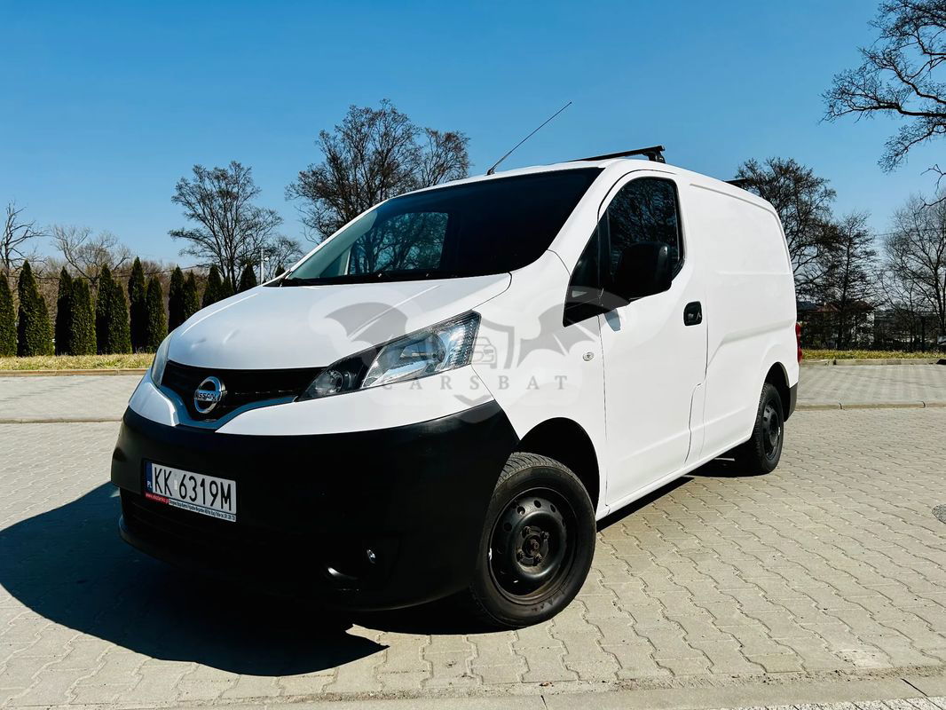 Nissan NV200 2011