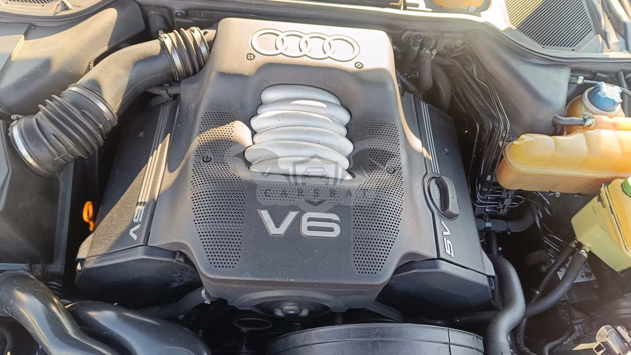 Audi A8 D2 2.8 FSI e 1999