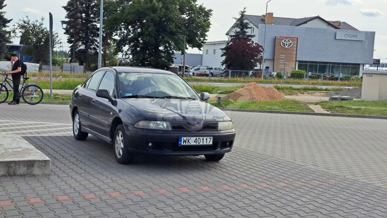 Mitsubishi Carisma II 2000