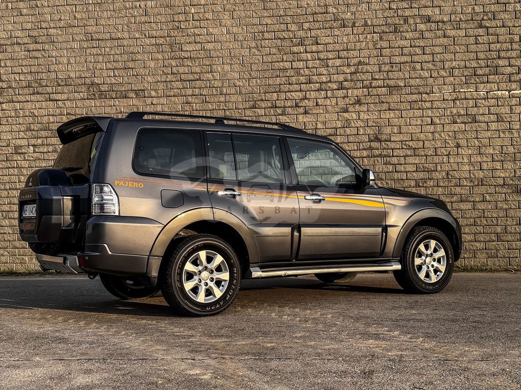 Mitsubishi Pajero IV 3.2 DID Instyle 2016