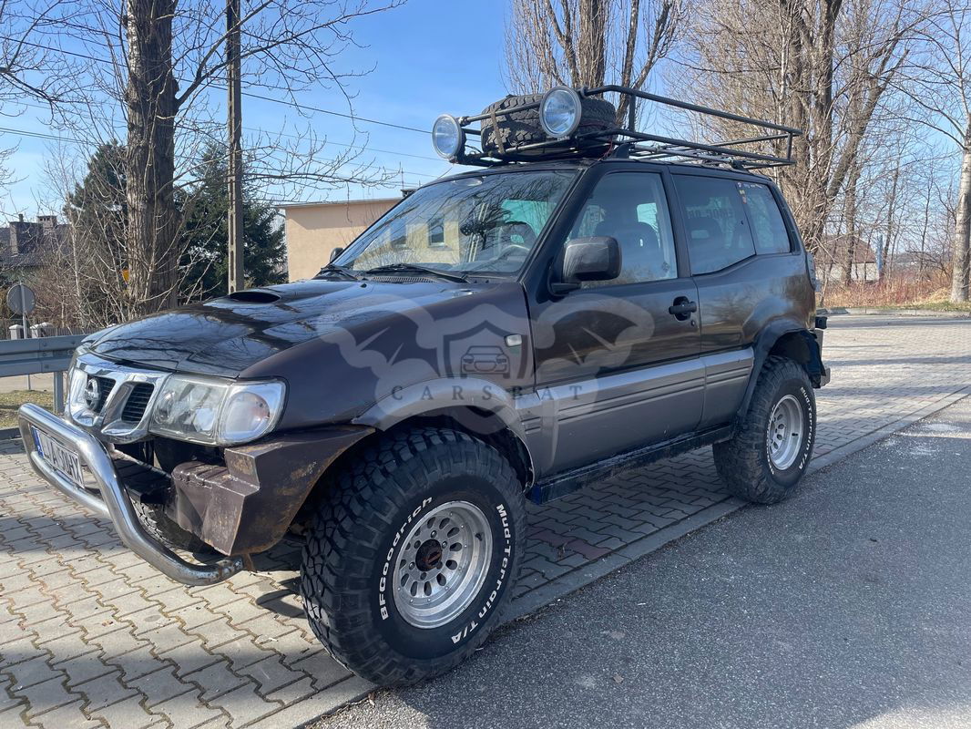 Nissan Terrano II 2000